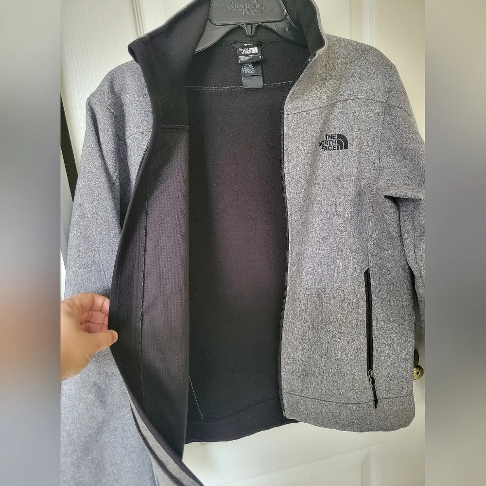 The North Face Men's Apex Bionic Softshell Windwall Jacket Gray Black Size Small